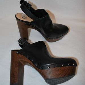 Gianni Bini black leather platform mules Size 8.5